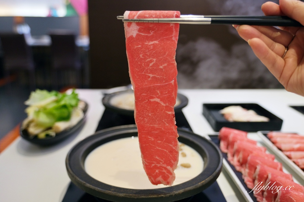 台中西屯｜狂一鍋．網路票選10大必吃台式火鍋，鎮店之寶狂銷200座101大樓 @飛天璇的口袋