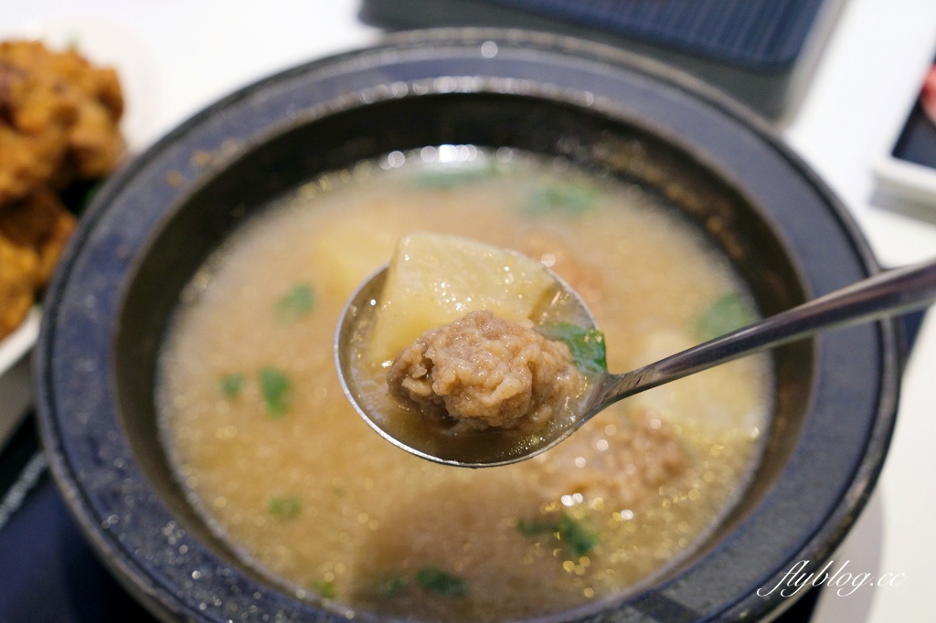 台中西屯｜狂一鍋．網路票選10大必吃台式火鍋，鎮店之寶狂銷200座101大樓 @飛天璇的口袋