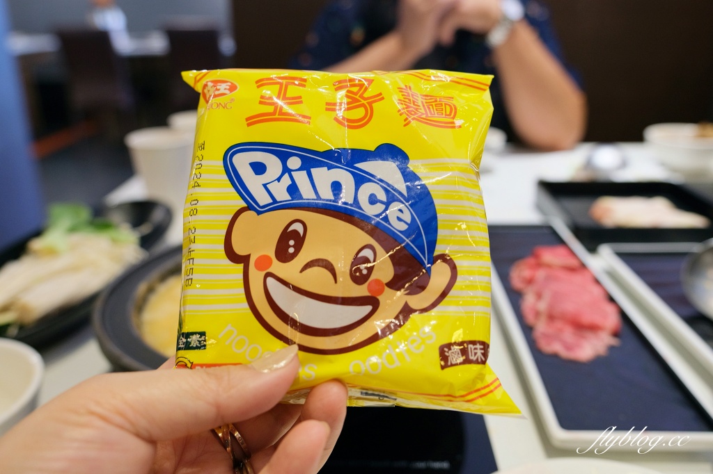 台中西屯｜狂一鍋．網路票選10大必吃台式火鍋，鎮店之寶狂銷200座101大樓 @飛天璇的口袋