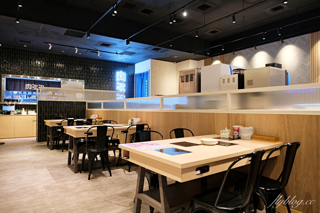 台中東區｜肉多多火鍋．全台連鎖火鍋網路聲量連續三年第一名， 40種蔬菜火鍋料無限供應是蔬食者的天堂 @飛天璇的口袋