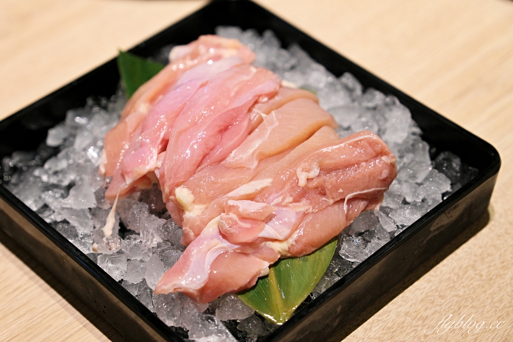 台中東區｜肉多多火鍋．全台連鎖火鍋網路聲量連續三年第一名， 40種蔬菜火鍋料無限供應是蔬食者的天堂 @飛天璇的口袋