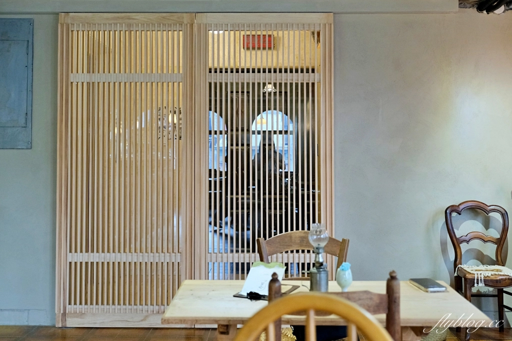 台中西區｜喫茶S&eacute;nmi ．藏在五樓的神秘咖啡館．老城區昭和時期老宅 @飛天璇的口袋