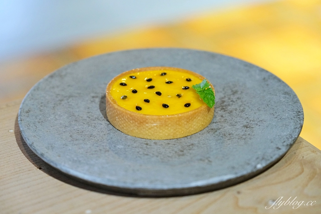 台中西區｜喫茶S&eacute;nmi ．藏在五樓的神秘咖啡館．老城區昭和時期老宅 @飛天璇的口袋