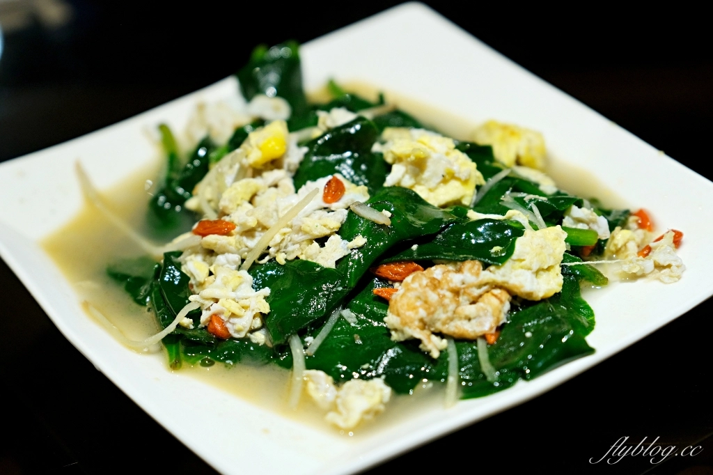 南投竹山｜竹香園甕缸雞 竹山店．到紫南宮拜拜必吃，台南來的人氣甕缸雞 @飛天璇的口袋