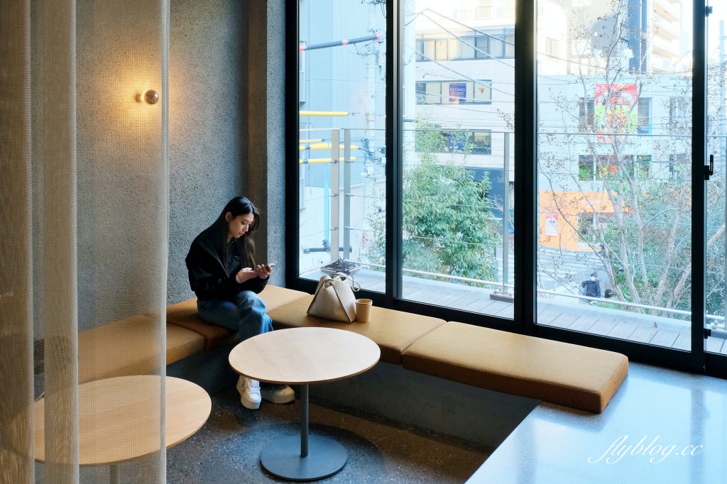 日本東京｜Blue Bottle Coffee 藍瓶咖啡 澀谷店．全世界首間座落於公園內的藍瓶咖啡 @飛天璇的口袋