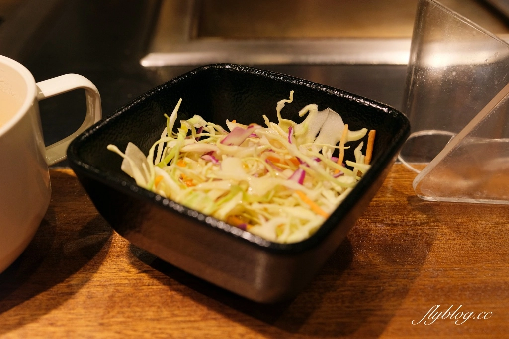 日本東京｜極味屋 東京車站店．福岡的極味屋漢堡排名店，日本人就算排隊也要吃 @飛天璇的口袋