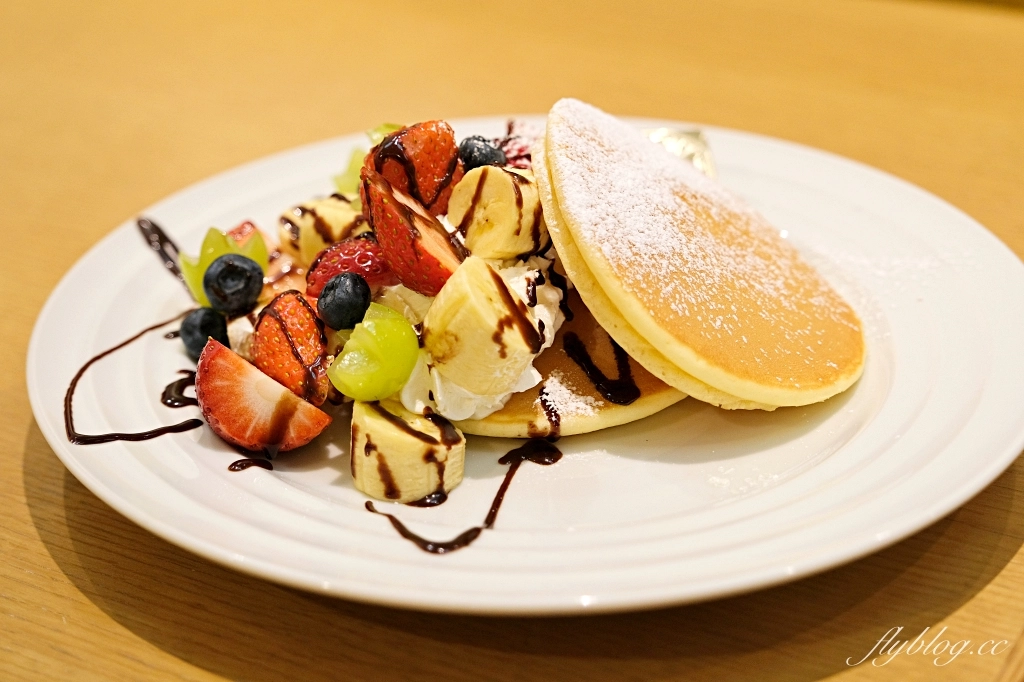 日本東京｜果實園 東京車站店．東京超人氣甜點專賣店，滿滿水果比奶油還多 @飛天璇的口袋