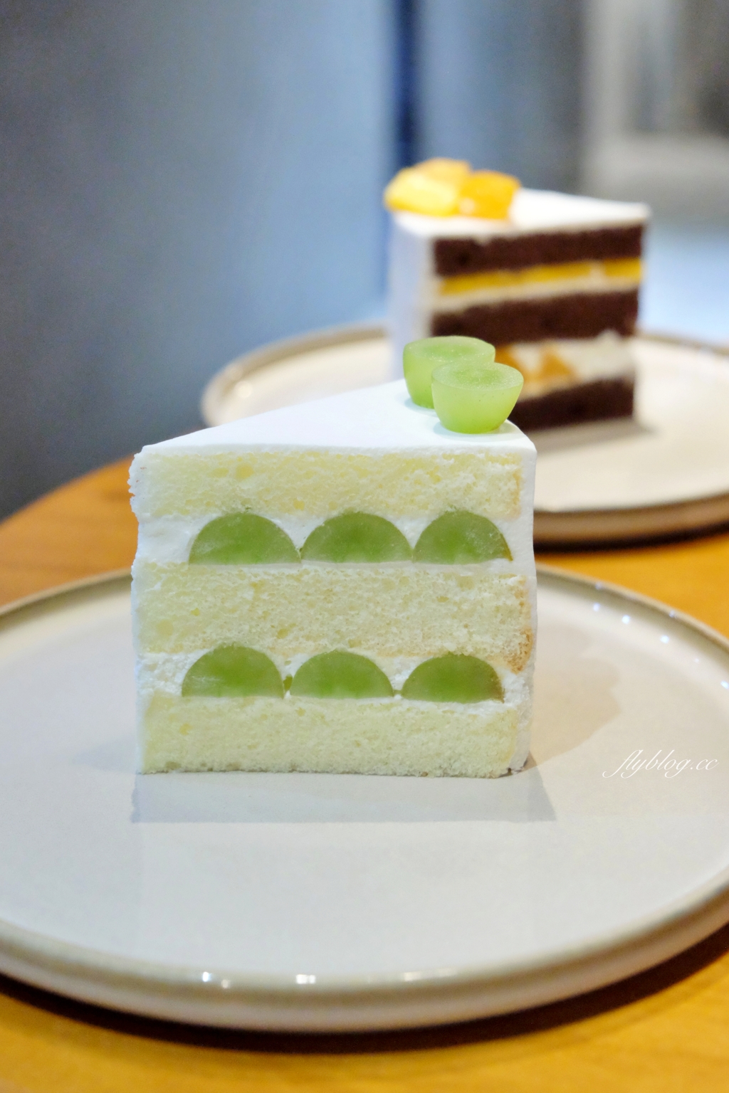 台中西區｜OZM 啢男咖啡甜點．台中超好吃肉桂捲，兩個年輕男生開的咖啡甜點店 @飛天璇的口袋