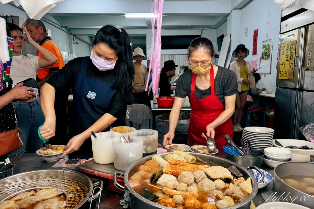 台中東勢|老黑輪肉圓店.東勢傳承50個年頭的老滋味,用臉盆裝黑輪超有氣勢 @飛天璇的口袋 台中東勢|老黑輪肉圓店.東勢傳承50個年頭的老滋味,用臉盆裝黑輪超有氣勢 @飛天璇的口袋