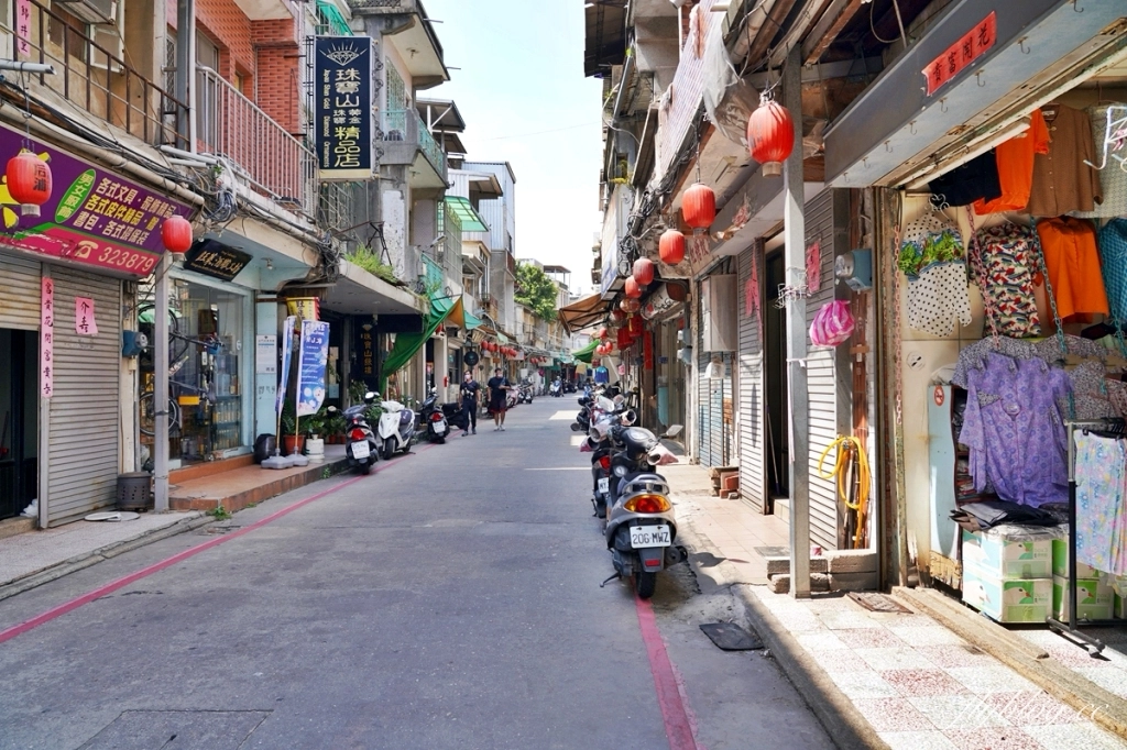 金門金城｜雨川食堂．吃得到高梁肉燥飯和一條根雞湯，將金門戰地滋味重新演繹 @飛天璇的口袋