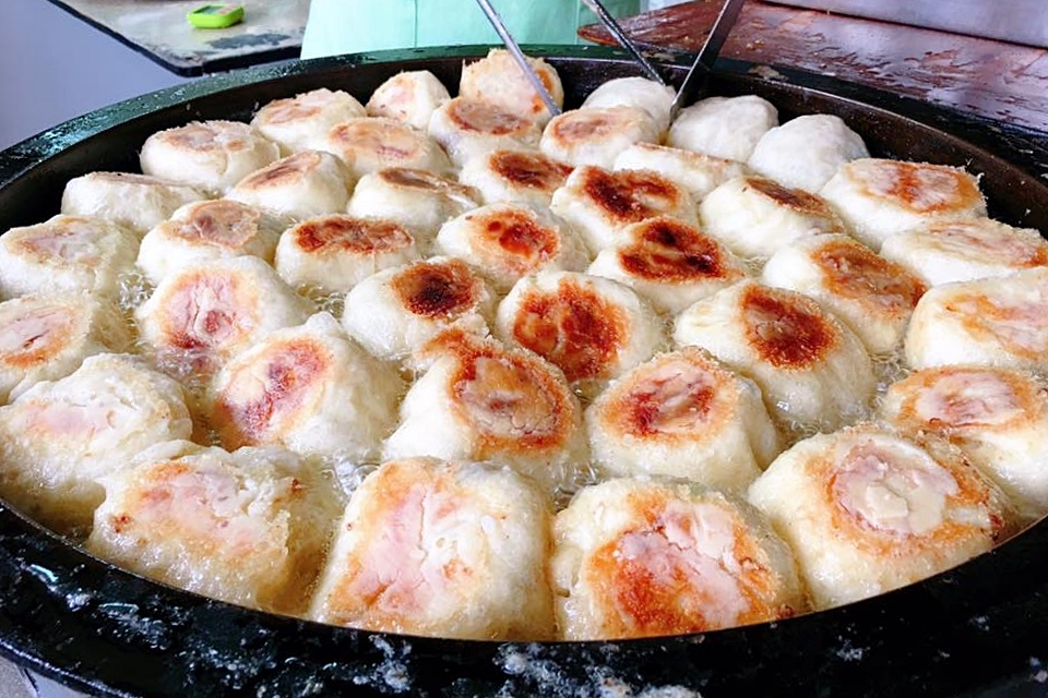 台中北屯｜江媽媽水煎包．水湳市場排隊美食，一天只營業4小時的水煎包 @飛天璇的口袋