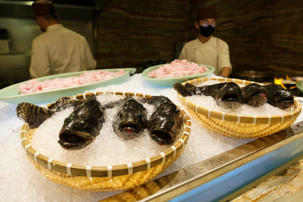 台中西屯｜林酒店．LV森林百匯下午茶吃到飽，5大異國料理主題，假日980元吃到飽 @飛天璇的口袋