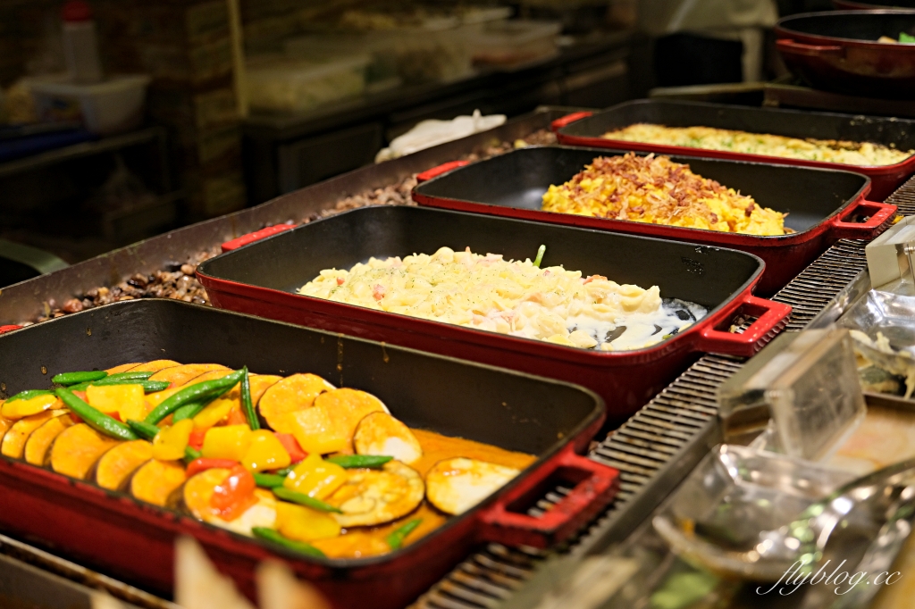 台中西屯｜林酒店．LV森林百匯下午茶吃到飽，5大異國料理主題，假日980元吃到飽 @飛天璇的口袋