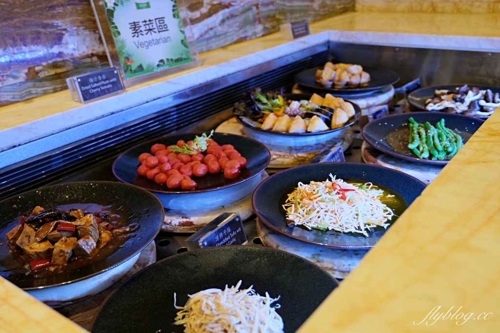 台中西屯｜林酒店．LV森林百匯下午茶吃到飽，5大異國料理主題，假日980元吃到飽 @飛天璇的口袋