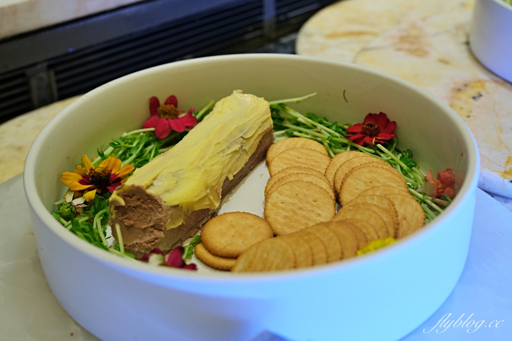 台中西屯｜林酒店．LV森林百匯下午茶吃到飽，5大異國料理主題，假日980元吃到飽 @飛天璇的口袋