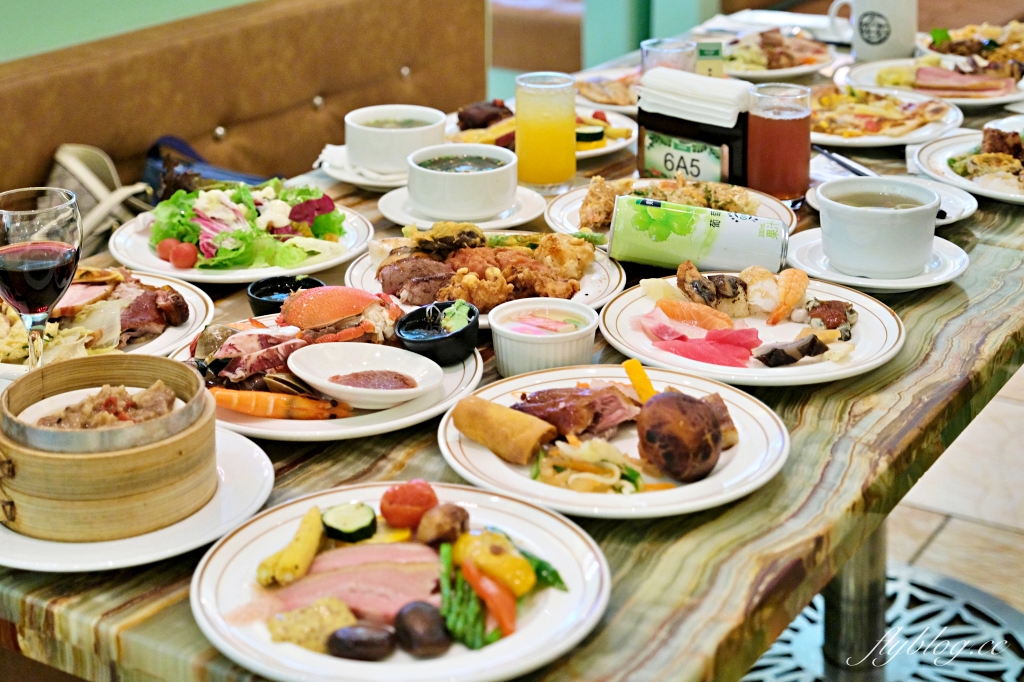 台中西屯｜林酒店．LV森林百匯下午茶吃到飽，5大異國料理主題，假日980元吃到飽 @飛天璇的口袋