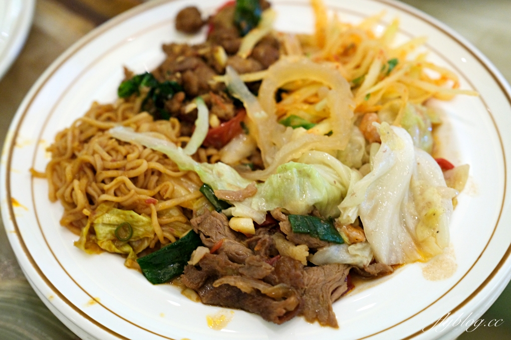 台中西屯｜林酒店．LV森林百匯下午茶吃到飽，5大異國料理主題，假日980元吃到飽 @飛天璇的口袋