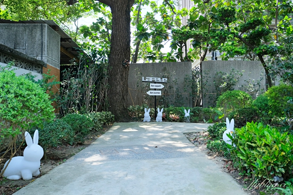 台中西區｜LAFETE 法月．存中街巷弄裡的唯美玻璃屋，台中老字號法式餐廳重新演繹 @飛天璇的口袋