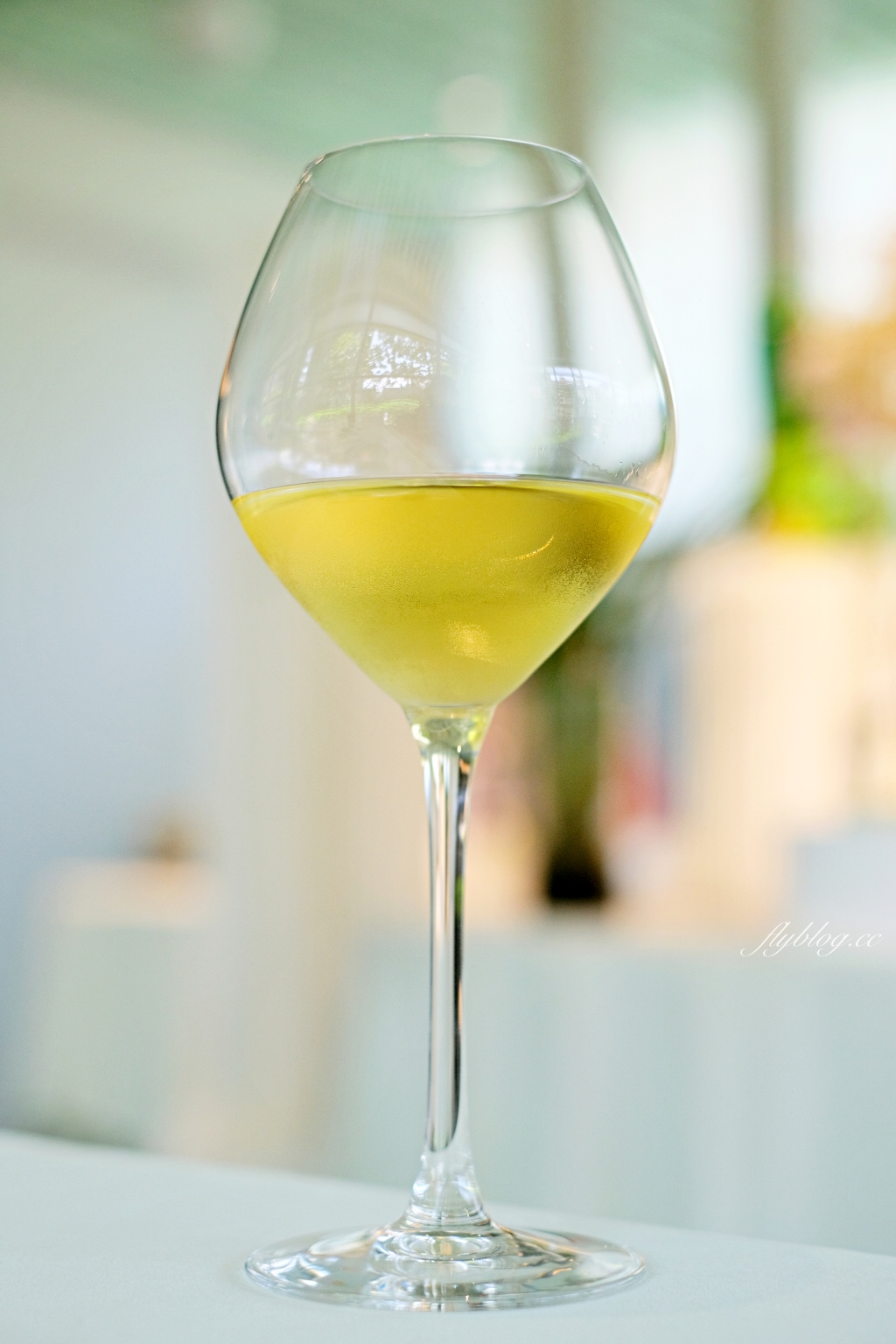 台中西區｜LAFETE 法月．存中街巷弄裡的唯美玻璃屋，台中老字號法式餐廳重新演繹 @飛天璇的口袋