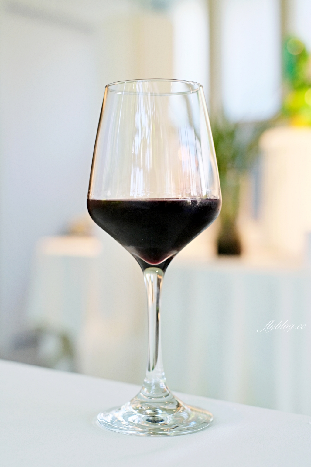 台中西區｜LAFETE 法月．存中街巷弄裡的唯美玻璃屋，台中老字號法式餐廳重新演繹 @飛天璇的口袋