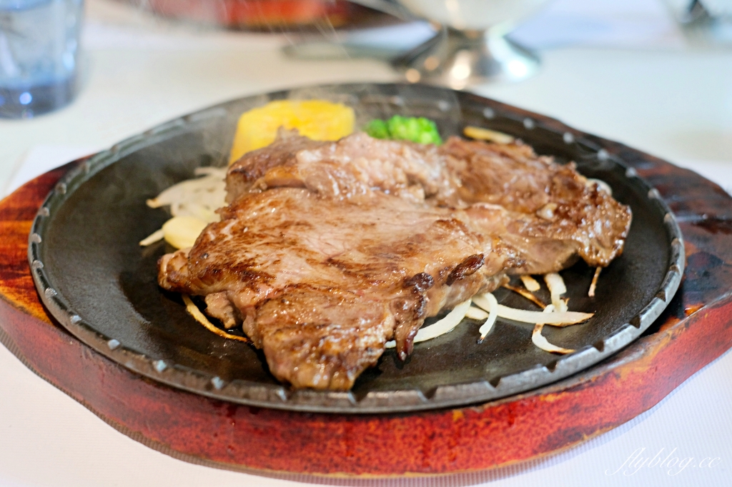 彰化北斗｜家園藝術咖啡牛排館．北斗40年景觀餐廳，牛排火鍋都吃得到 @飛天璇的口袋