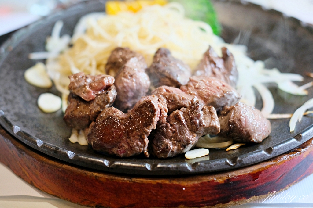 彰化北斗｜家園藝術咖啡牛排館．北斗40年景觀餐廳，牛排火鍋都吃得到 @飛天璇的口袋