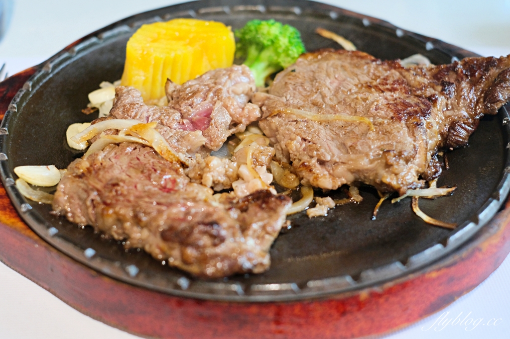 彰化北斗｜家園藝術咖啡牛排館．北斗40年景觀餐廳，牛排火鍋都吃得到 @飛天璇的口袋