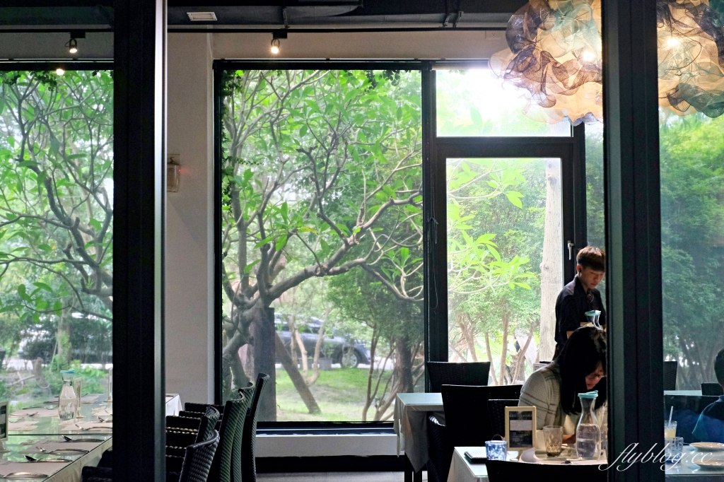 彰化北斗｜家園藝術咖啡牛排館．北斗40年景觀餐廳，牛排火鍋都吃得到 @飛天璇的口袋