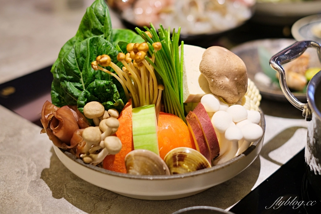 台中西區｜初美涮涮鍋．台中頂級火鍋新品牌，從前菜到甜點都驚艷 @飛天璇的口袋