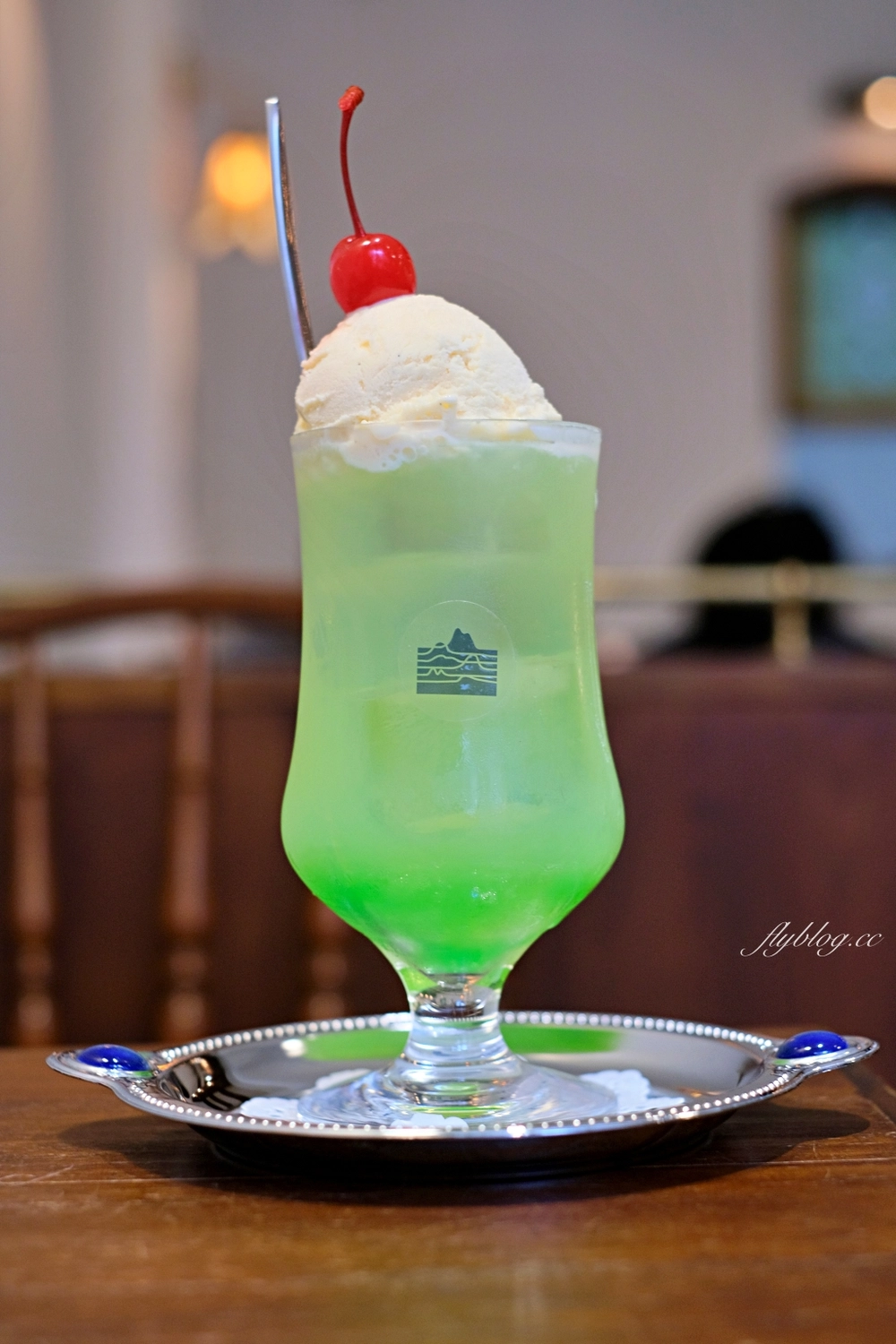 台中西區｜陸丘喫茶室．甜甜圈布丁專賣店，可愛的日式昭和老宅 @飛天璇的口袋