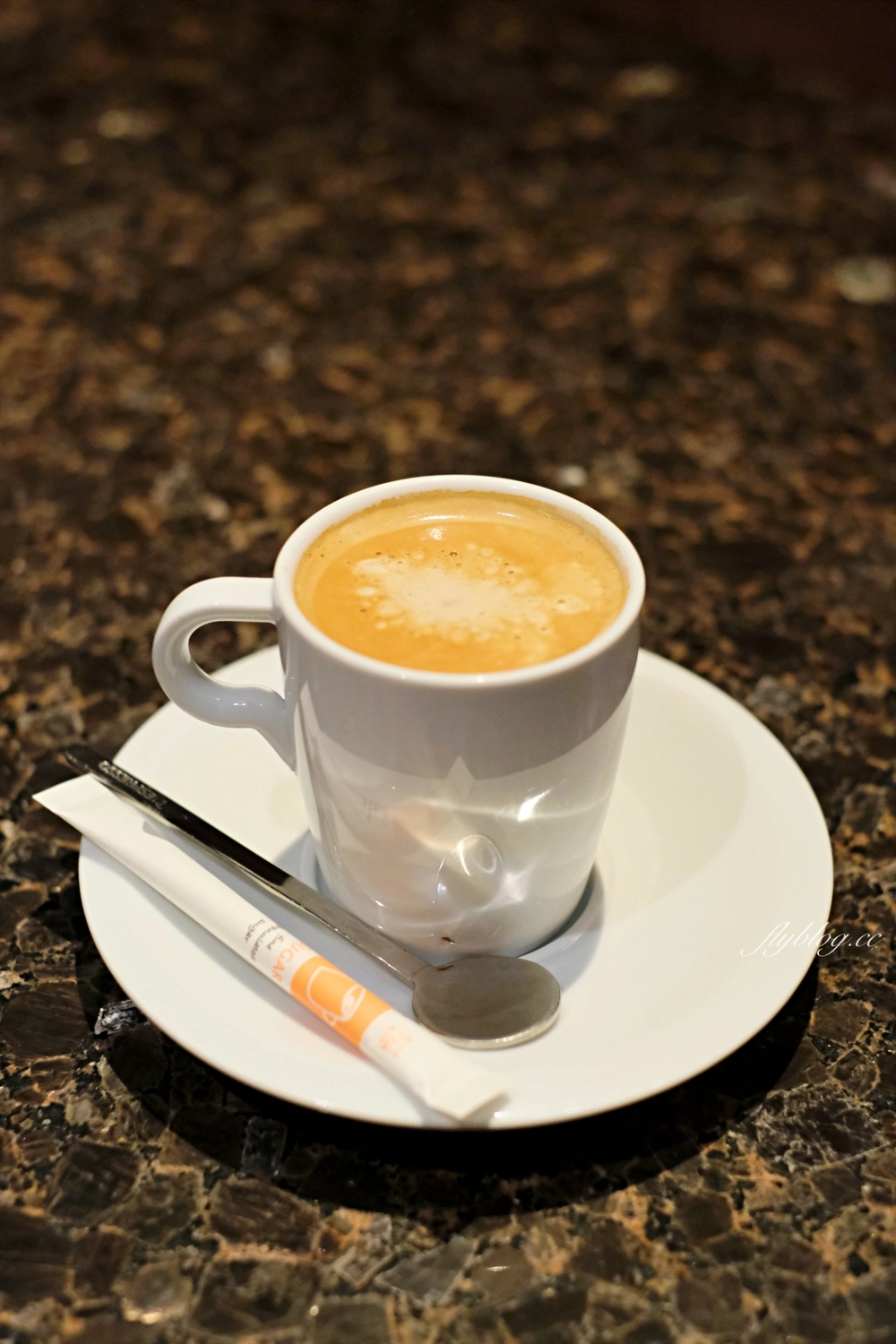 台中西屯｜老乾杯．網友評論台灣版敘敘苑，平日商業午餐1000元有找 @飛天璇的口袋