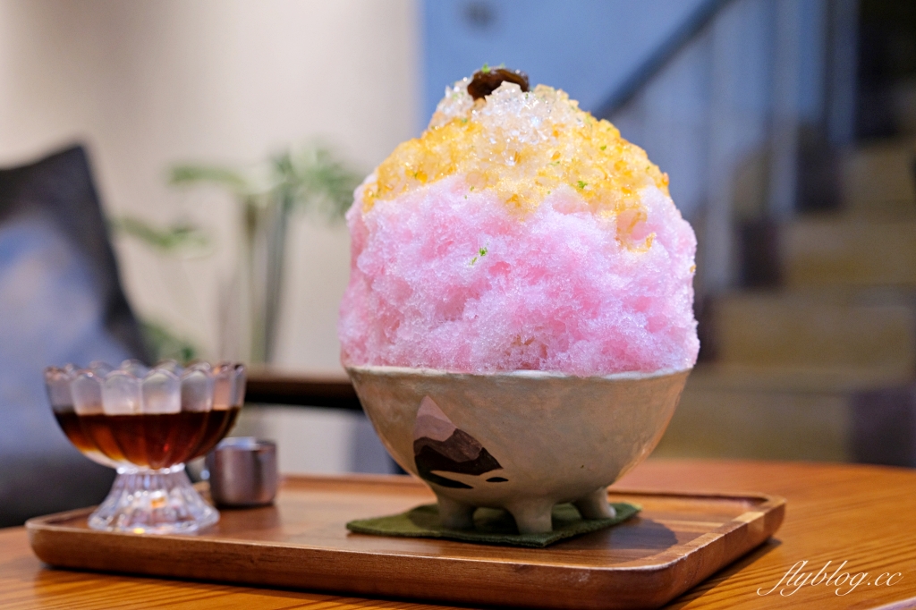 台中西區｜白与山 SHIROYAMA．台中國美館日式刨冰，結合刨冰咖啡甜點和文創 @飛天璇的口袋