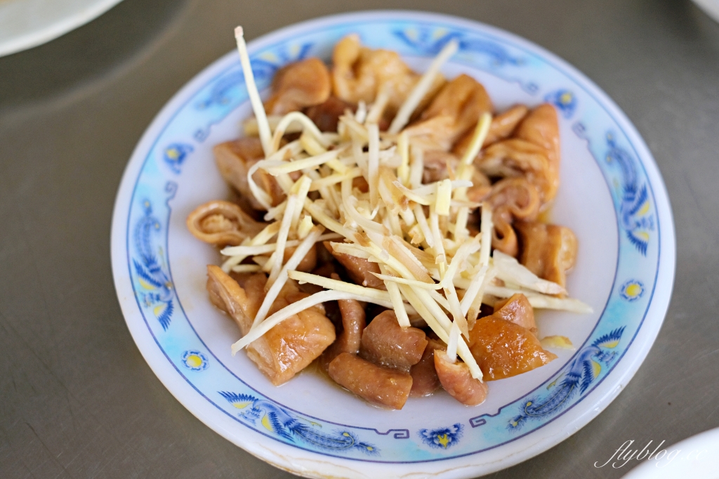 台中南屯｜三代爌肉飯．台中黎明路老字號爌肉飯，夏天記得點一杯紅茶 @飛天璇的口袋