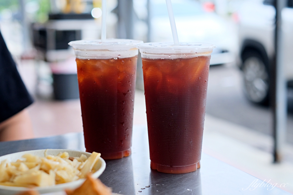 台中南屯｜三代爌肉飯．台中黎明路老字號爌肉飯，夏天記得點一杯紅茶 @飛天璇的口袋