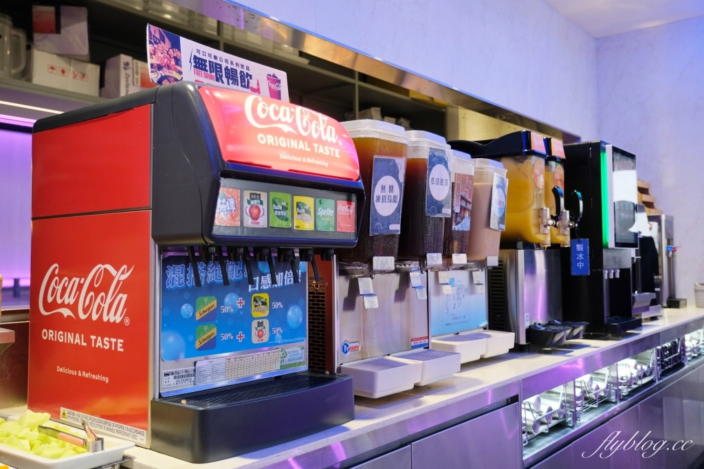 台中東區｜饗麻饗辣PLUS LALAPORT台中店．798元台中麻辣火鍋吃到飽，根本百匯餐廳的規模 @飛天璇的口袋