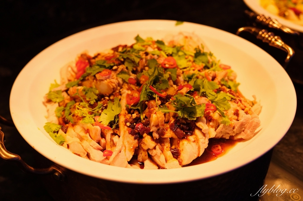 台中東區｜饗麻饗辣PLUS LALAPORT台中店．798元台中麻辣火鍋吃到飽，根本百匯餐廳的規模 @飛天璇的口袋