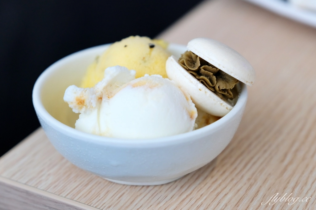 台中東區｜饗麻饗辣PLUS LALAPORT台中店．798元台中麻辣火鍋吃到飽，根本百匯餐廳的規模 @飛天璇的口袋