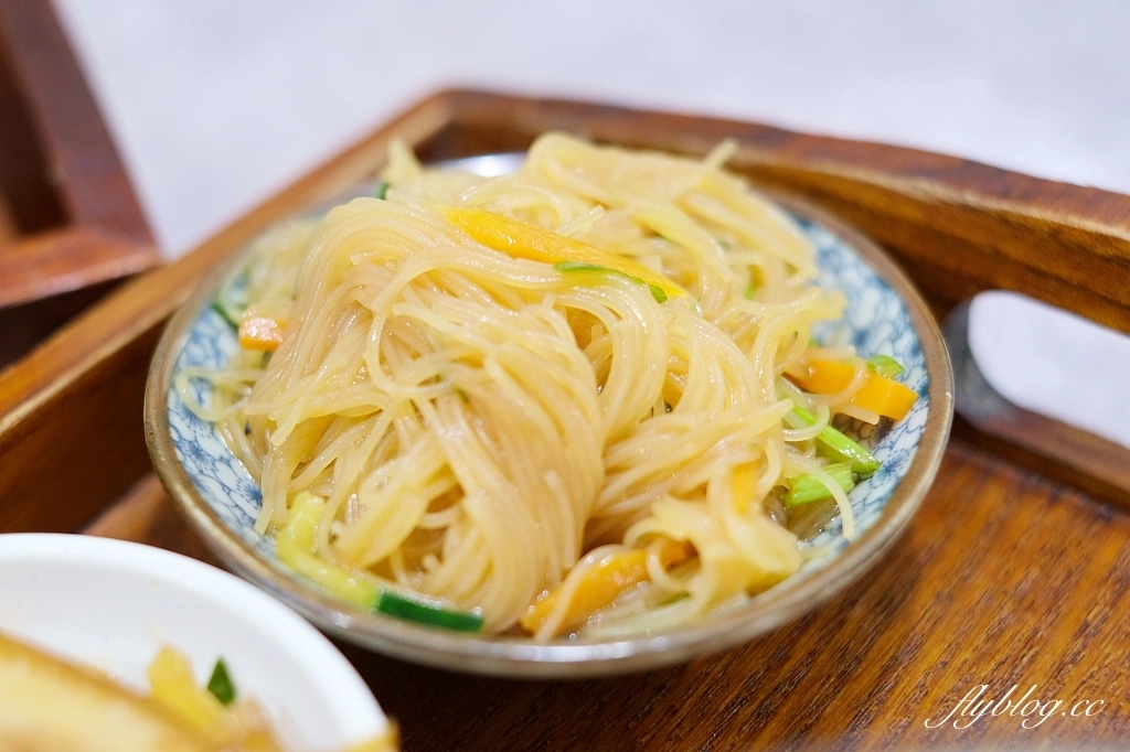 台中北屯｜禾作食堂．一個人也可以吃的中式個人套餐，生意好到開了二店 @飛天璇的口袋