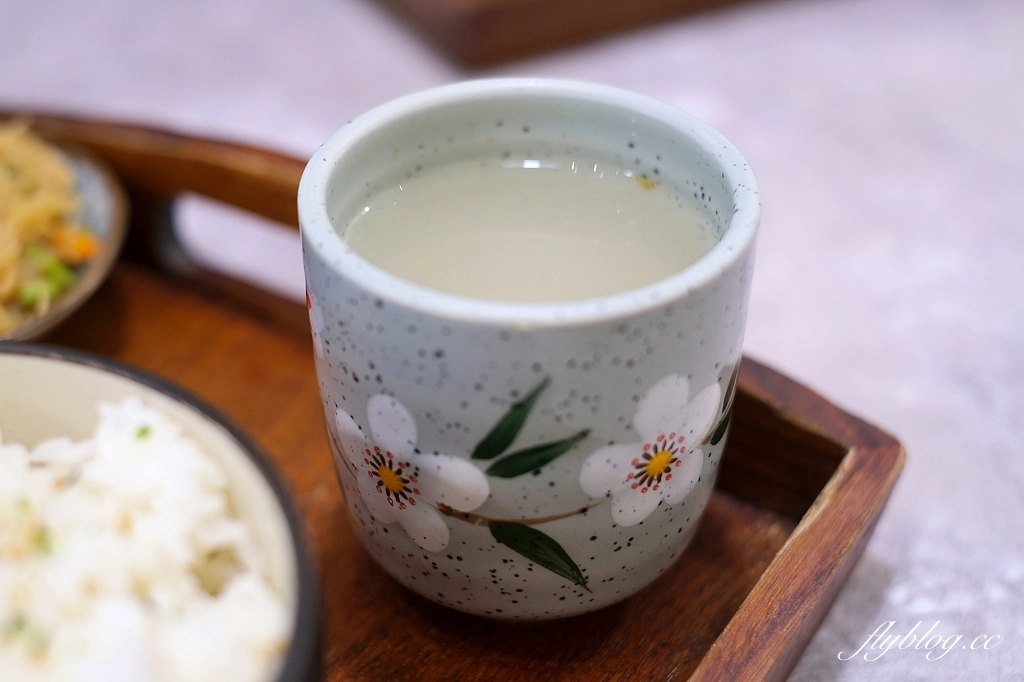 台中北屯｜禾作食堂．一個人也可以吃的中式個人套餐，生意好到開了二店 @飛天璇的口袋