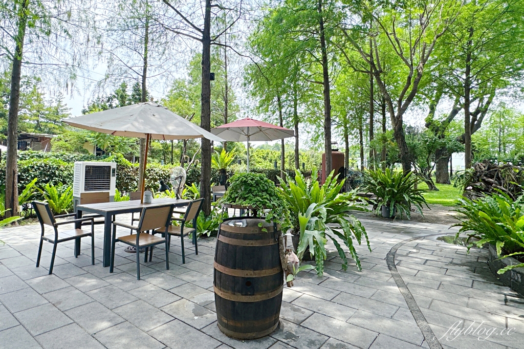 彰化北斗｜家園藝術咖啡牛排館．北斗40年景觀餐廳，牛排火鍋都吃得到 @飛天璇的口袋