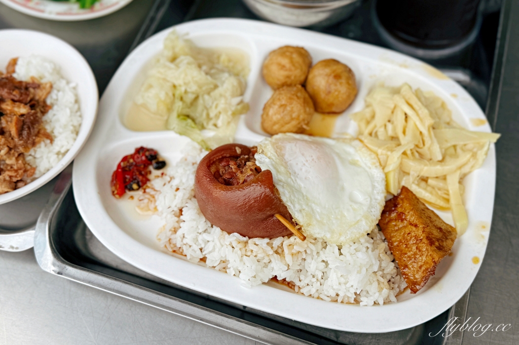 台中南屯｜三代爌肉飯．台中黎明路老字號爌肉飯，夏天記得點一杯紅茶 @飛天璇的口袋