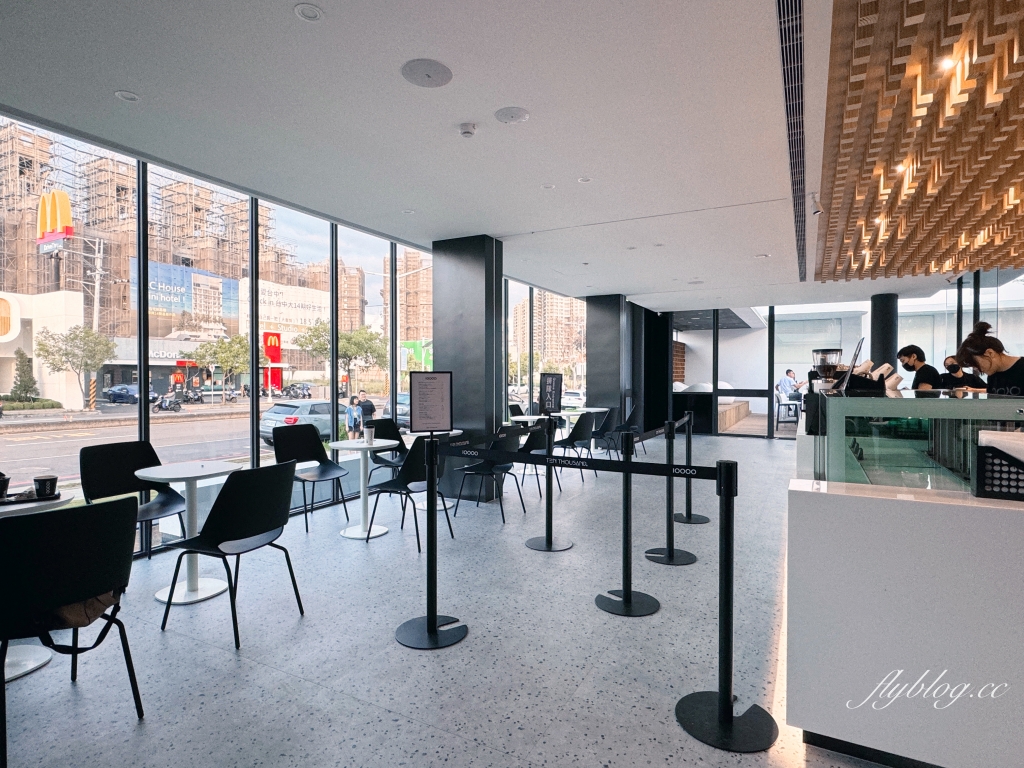 台中北屯｜Ten Thousand Coffee．紐約七大必喝咖啡館，台中網美打卡新亮點 @飛天璇的口袋