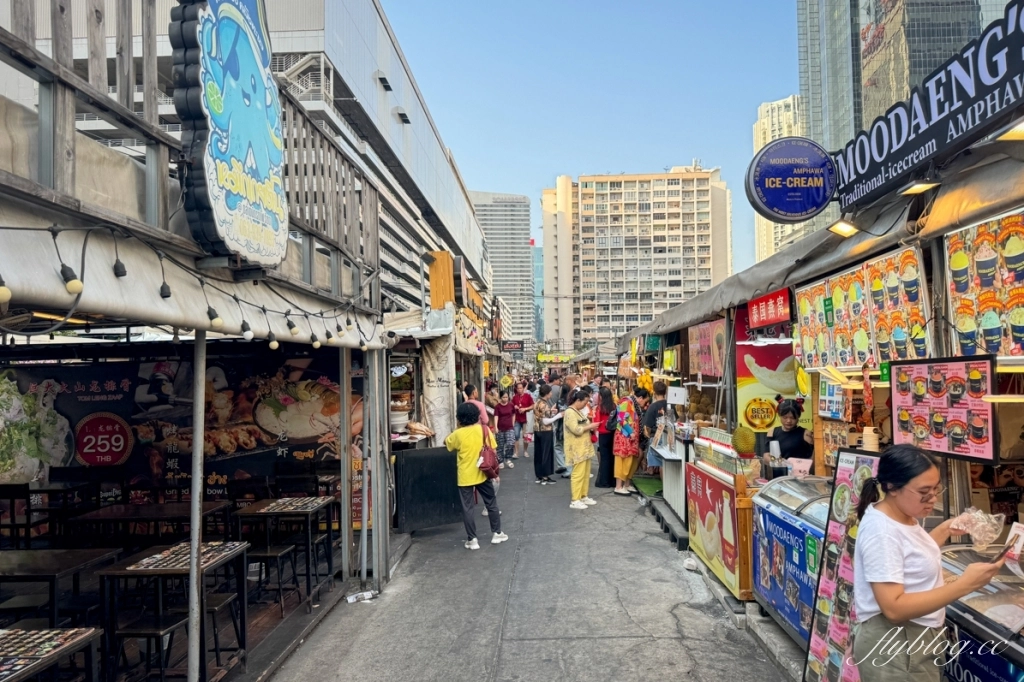 泰國曼谷｜曼谷近郊一日遊．丹能莎多水上市場、美功火車市場、招財老虎廟龍波本寺廟、馬爾地夫餐廳Bubble in the forest(KKday一日遊) @飛天璇的口袋