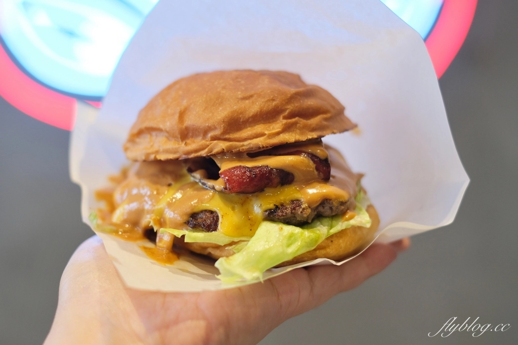 台中西區|BURGER LIN 漢堡林.網友推薦台中最好吃的漢堡,隱藏精明商圈裡的美味 @飛天璇的口袋 台中西區|BURGER LIN 漢堡林.網友推薦台中最好吃的漢堡,隱藏精明商圈裡的美味 @飛天璇的口袋