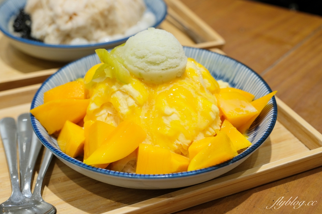 台中北屯｜老喬冰菓室 ．台中雪花冰專賣店，有榴槤冰和芒果糯米飯 @飛天璇的口袋