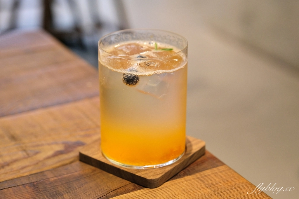 台中西區｜Days Eye Coffee．審計新村商圈早午餐店，必點酪梨起司三明治 @飛天璇的口袋