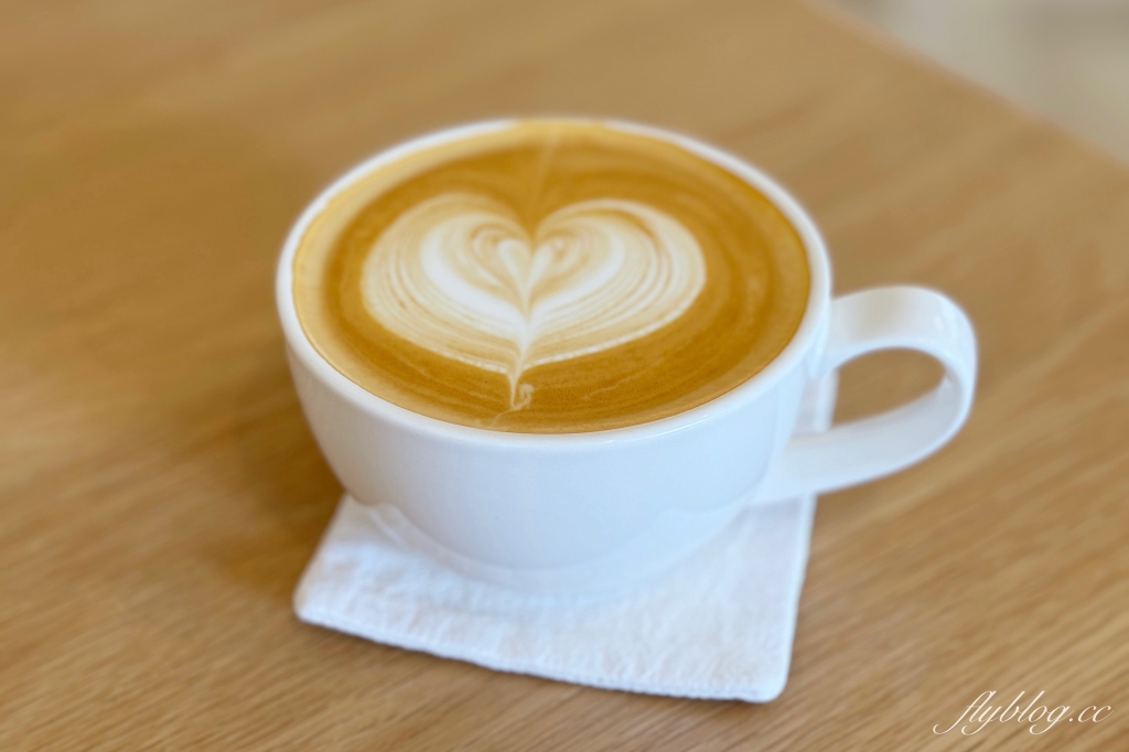 台中北區|回憶甜點 Memory.坐擁梅川西路綠園道美景,充滿無印良品風格環境 @飛天璇的口袋 台中北區|回憶甜點 Memory.坐擁梅川西路綠園道美景,充滿無印良品風格環境 @飛天璇的口袋