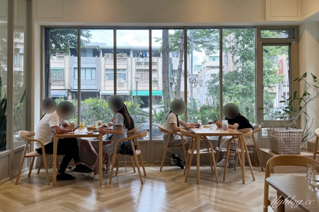 台中北區|回憶甜點 Memory.坐擁梅川西路綠園道美景,充滿無印良品風格環境 @飛天璇的口袋 台中北區|回憶甜點 Memory.坐擁梅川西路綠園道美景,充滿無印良品風格環境 @飛天璇的口袋