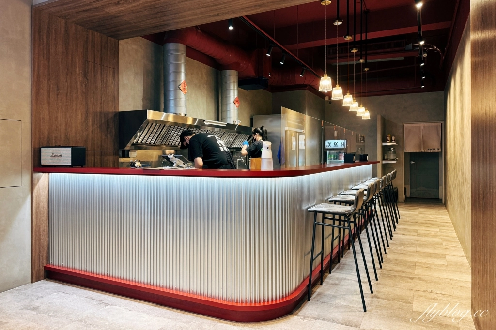 台中西區｜BURGER LIN 漢堡林．網友推薦台中最好吃的漢堡，隱藏精明商圈裡的美味 @飛天璇的口袋