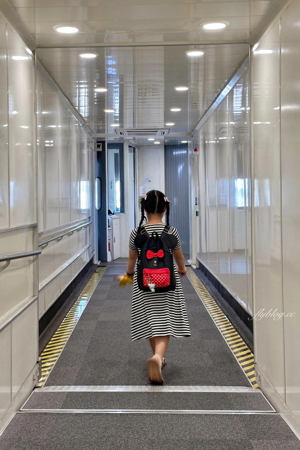 泰國曼谷｜星宇航空．JX745 台北-曼谷，空中巴士A321NEO機型，機上座位及飛機餐分享 @飛天璇的口袋